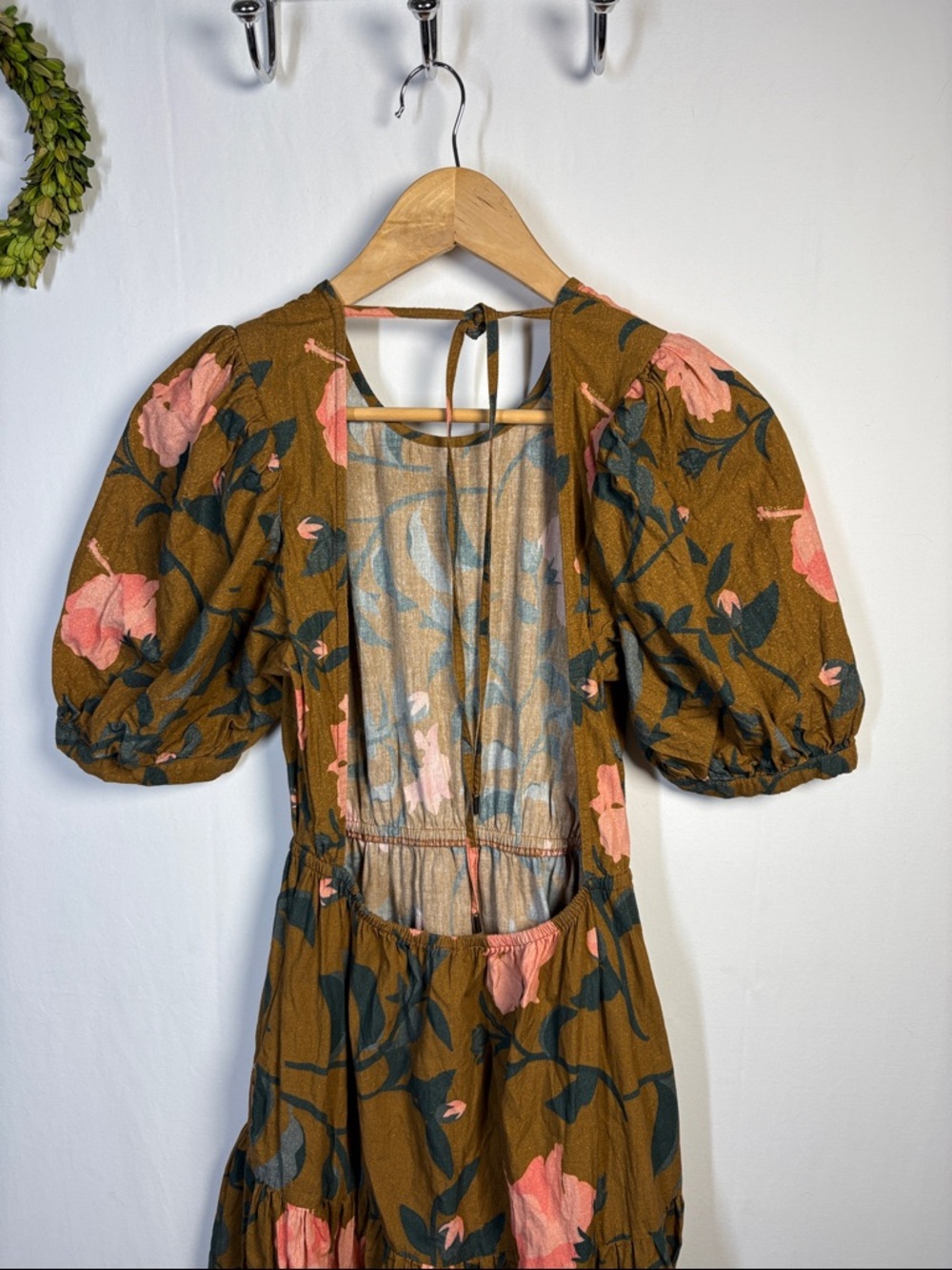 ANTHROPOLOGIE CONDITIONS APPLY Floral Maxi Backless Brown Dress size small - Picture 6 of 9